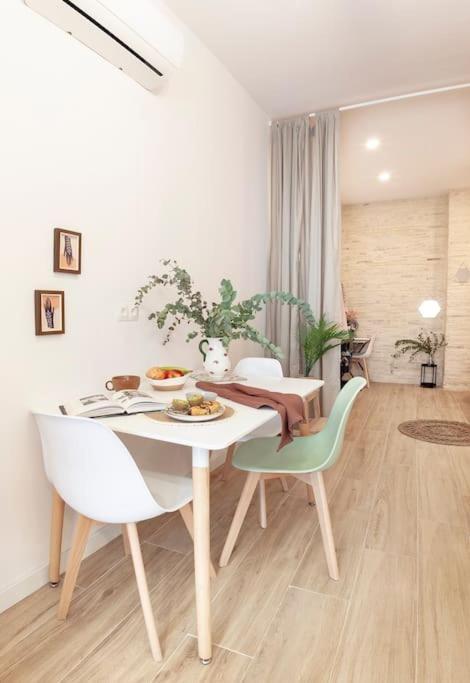 Rb - Urban Loft Retreat, Comfort & Good Location Valensiya Dış mekan fotoğraf