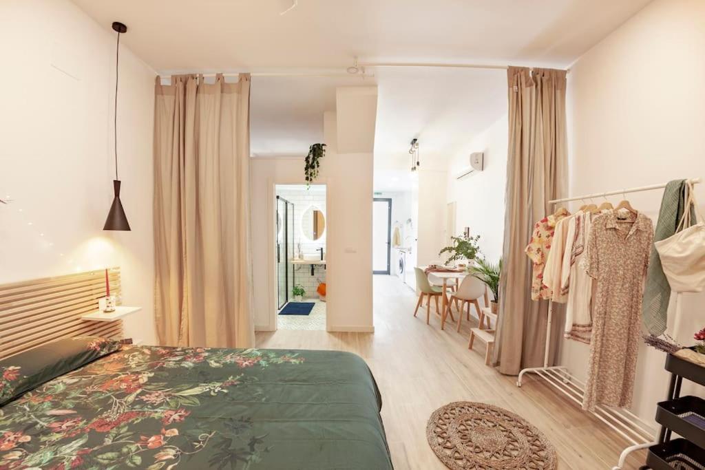 Rb - Urban Loft Retreat, Comfort & Good Location Valensiya Dış mekan fotoğraf
