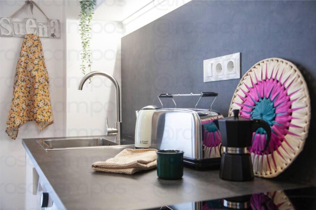 Rb - Urban Loft Retreat, Comfort & Good Location Valensiya Dış mekan fotoğraf