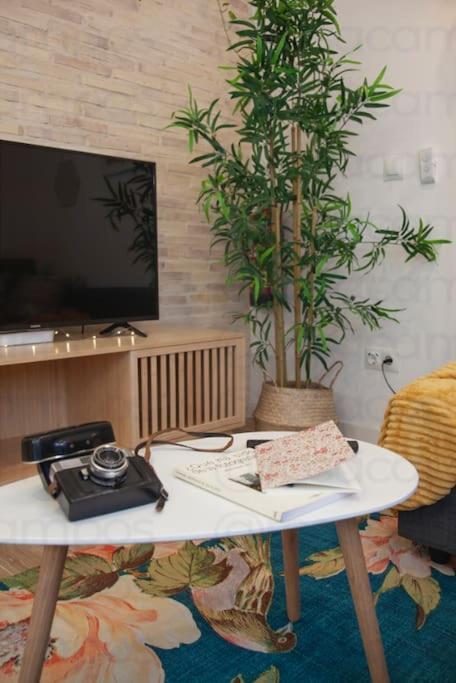 Rb - Urban Loft Retreat, Comfort & Good Location Valensiya Dış mekan fotoğraf